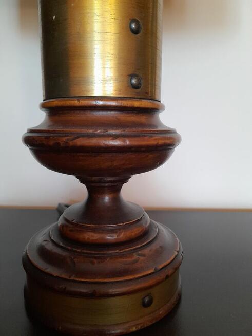 Lampa stołowa do salonu