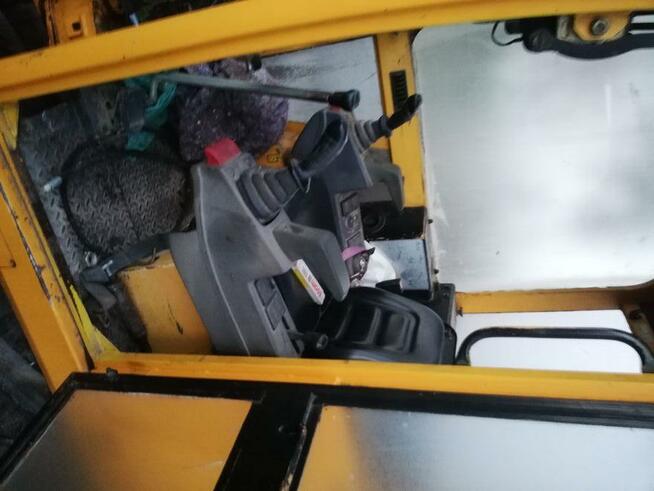 Minikoparka volvo ec14