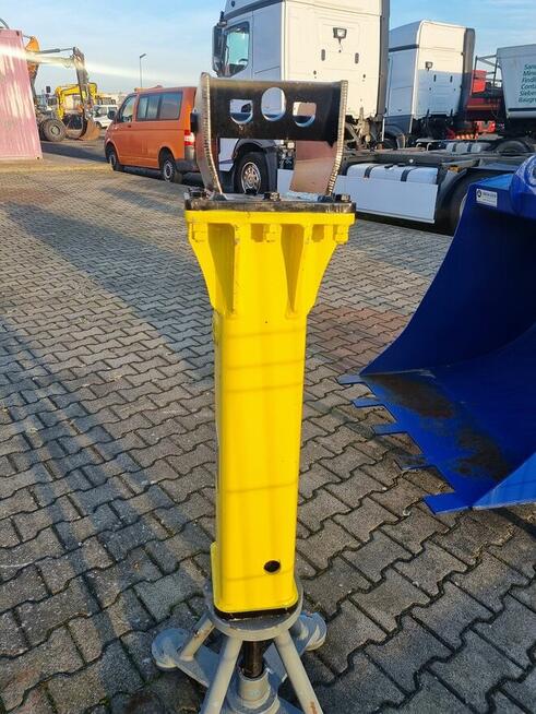 DHB 10S Młot hydrauliczny.