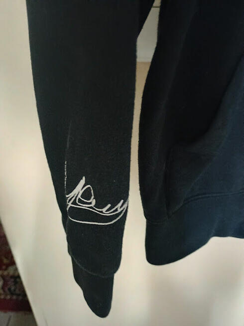 Chłopięca czarna bluza z kapturem , rozmiar 164/170