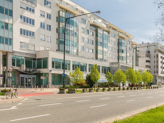 Idealna Przestrzeń Biurowa – Sobieskiego 104