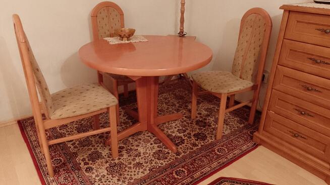 Meble - stół okrągły i stolik pod tv