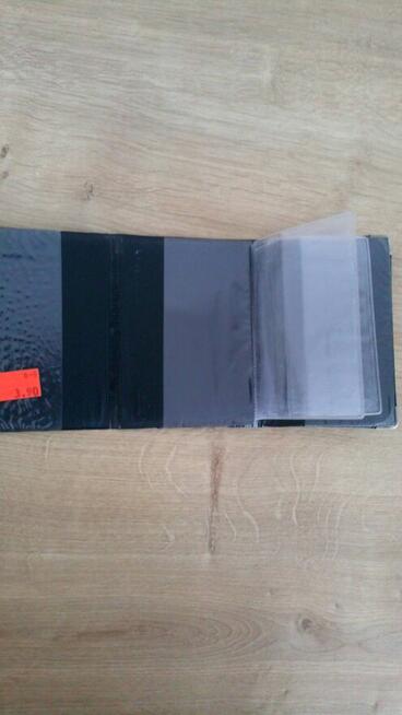 Etui na dokumenty i karty