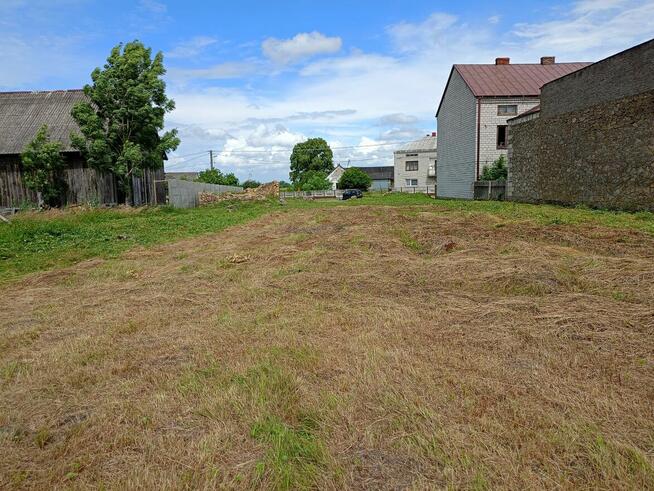 Działka rolna 2800m2 97-352 Dobrenice