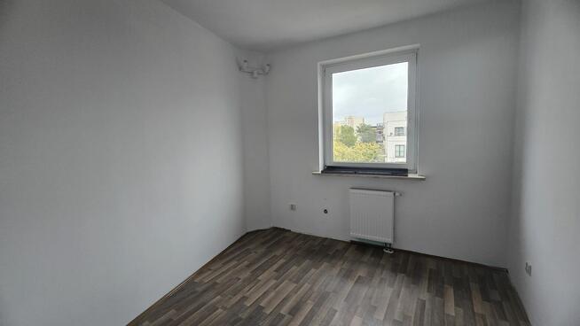 Trzypokojowe mieszkanie z miejscem parkingowym