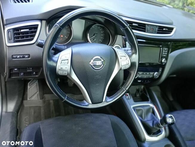 Nissan Qashqai 2017 Connecta + hak