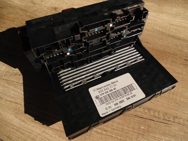 Mercedes W203 CLK W209 moduł SAM 2035451701 / 203 545 17 01