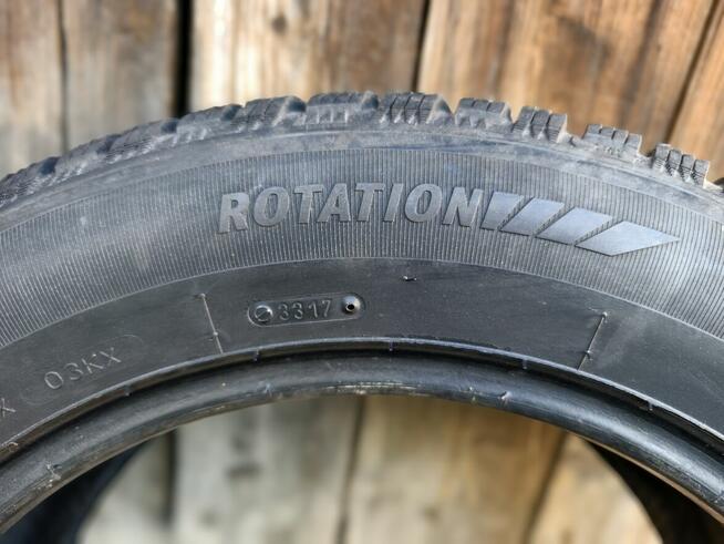 Opony zimowe 215/60 R17 SUV SNOW