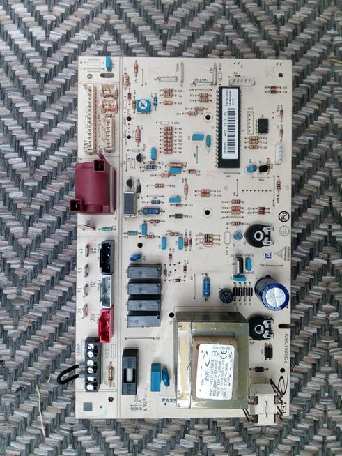 Viessmann Vitopend 100-W błąd F5 , płyta główna sterownik re