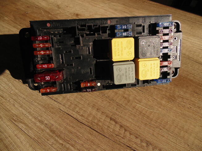 Mercedes W203 CLK W209 moduł SAM 2035451701 / 203 545 17 01