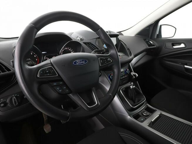 Ford Kuga navi, klima auto, czujniki parkowania, grzane fotele