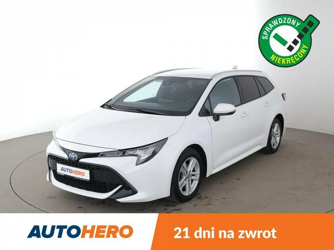 Toyota Corolla klima auto 2x, kamera parkowania, grzana kierownica