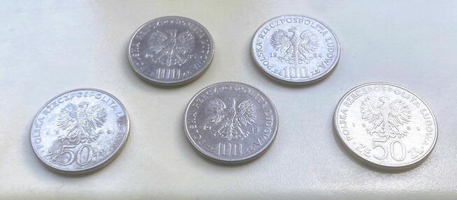 Kolekcja polskich monet z lat 80-tych XX wieku