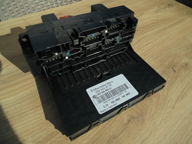 Mercedes W203 W209 moduł SAM 2035452701 / 203 545 27 01 /