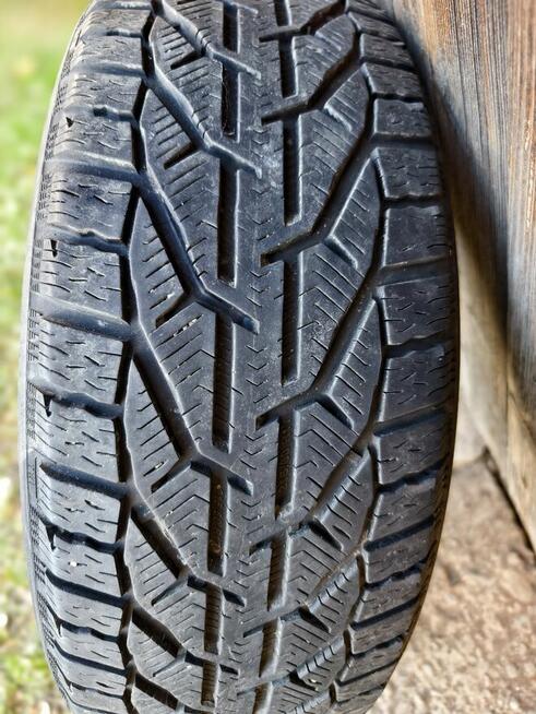 Opony zimowe 215/60 R17 SUV SNOW