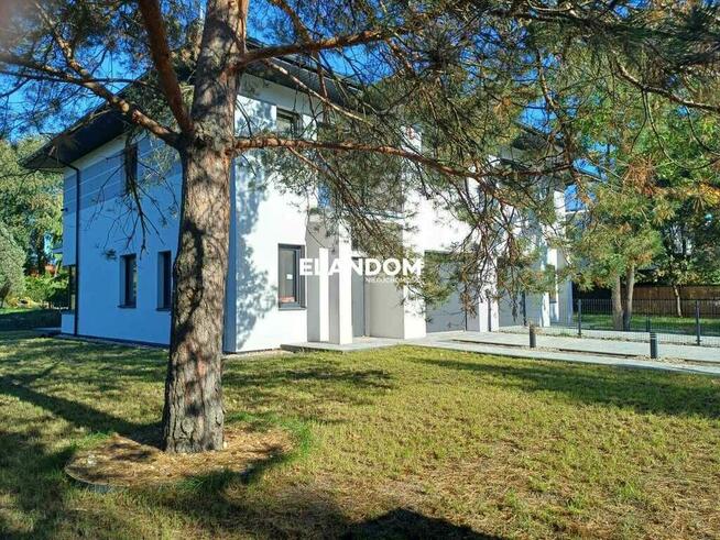 Dom w zabudowie bliżniaczej Józefów