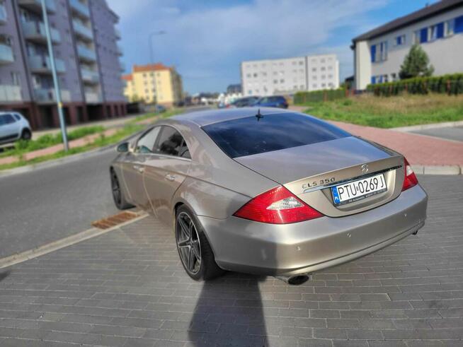 Mercedes CLS 3.5 V6 !