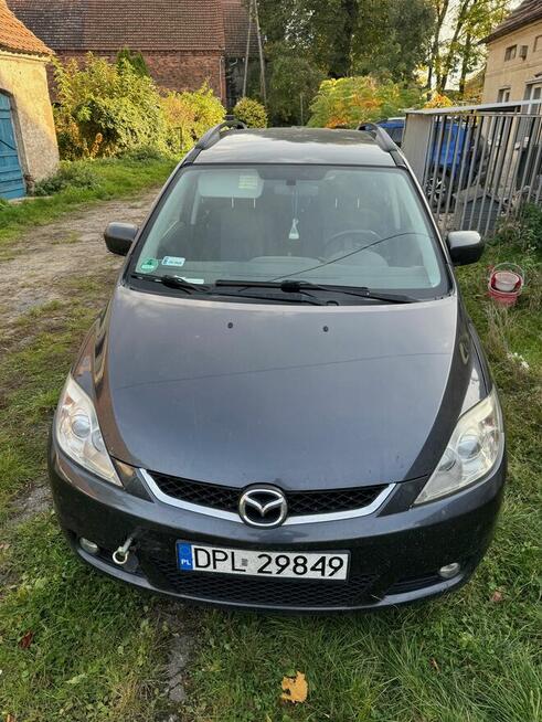 Mazda 5 z uszkodzonym silnikiem