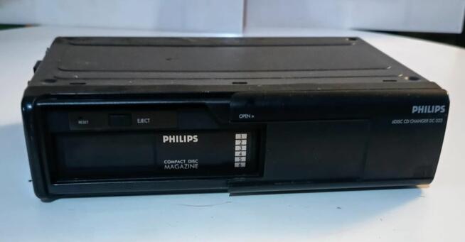 Zmieniarka samochodowa płyt CD Philips DC022