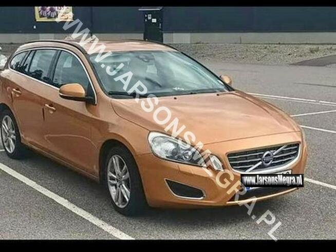 Volvo V60 D2 Manual