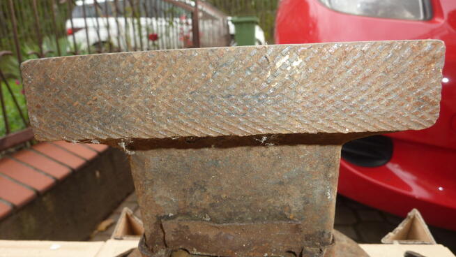 Imadło ślusarskie, stalowe, kute RECORD.Waga około 20kg.