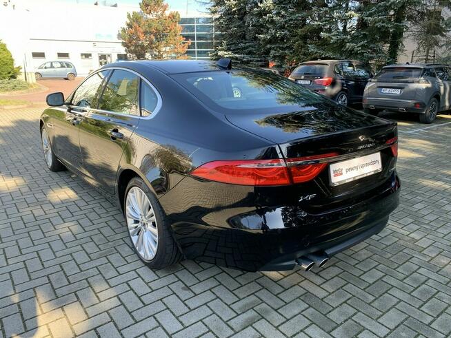 Jaguar XF 2.0d 204 KM