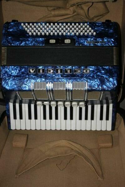 akordeon 80 basów Delicia