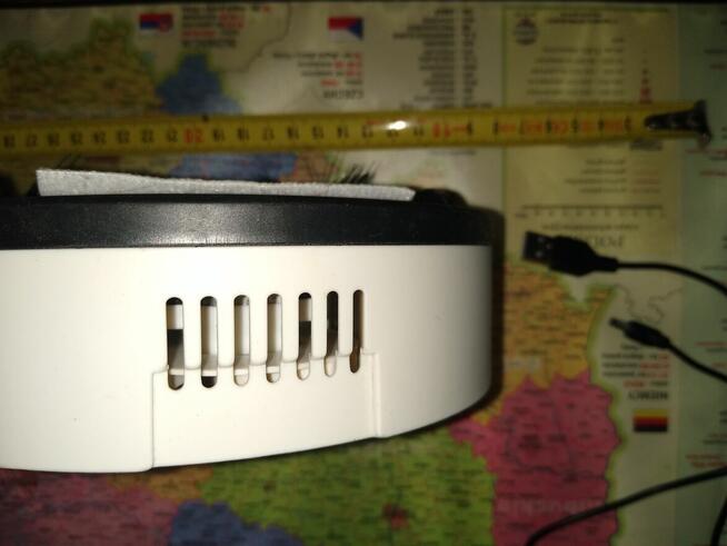 Mały robot sprzątający, 30 zł.