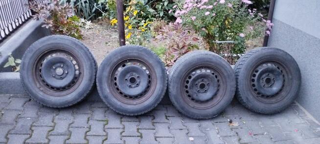 Koła zimowe całe, Felgi 15 cali 5x112 otwór 57,1mm + opony