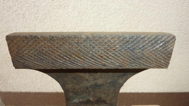 Imadło ślusarskie, stalowe, kute RECORD.Waga około 20kg.