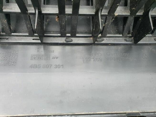 Zderzak Audi A6C5 sedan