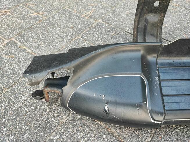 Progi boczne do Isuzu D-max 2016