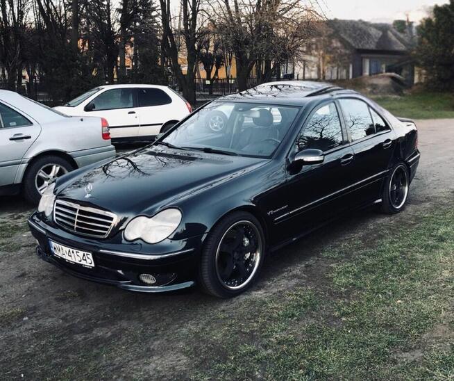 Mercedes Benz C32 AMG