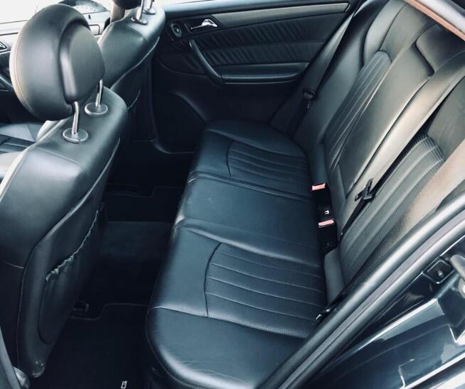 Mercedes Benz C32 AMG