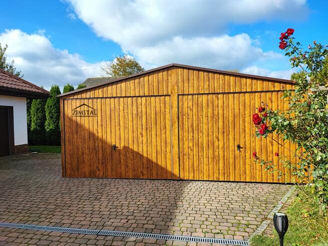 Garaż blaszany 6X6 dach dwuspadowy kolor drewnopodobny złot