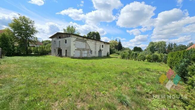 Budynek w stanie surowym, działka 1127 m2