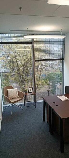 Nowoczesne Biura w Q22 - al. Jana Pawła II 22