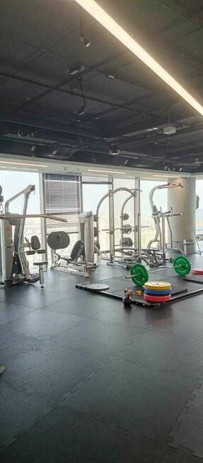 Nowoczesne Biura w Q22 - al. Jana Pawła II 22