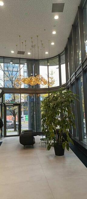 Grzybowska Park –Komfortowe Biura na Grzybowska 5a