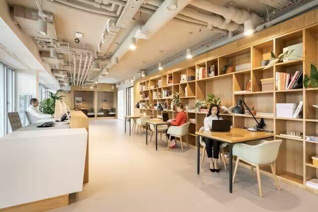 Przestrzenie coworkingowe – Mokotów Domaniewska