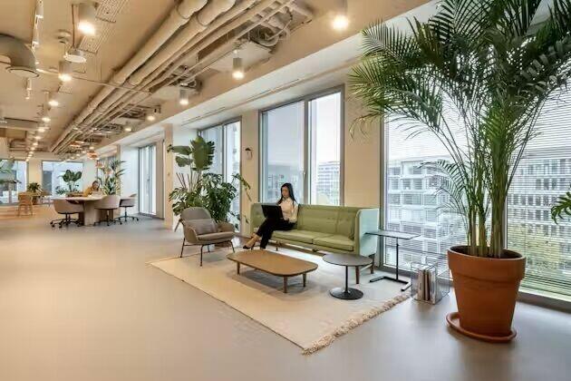 Przestrzenie coworkingowe – Mokotów Domaniewska