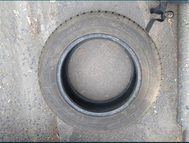 Opona Goodyear 195/65 R15