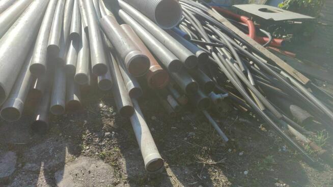 Sprzedam rury kanalizacji zewn i osłonowe