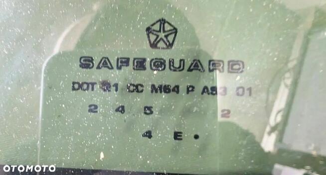 SZYBY TYLNE Prawa Lewa CHRYSLER VOYAGER + inne IV 4 00-07