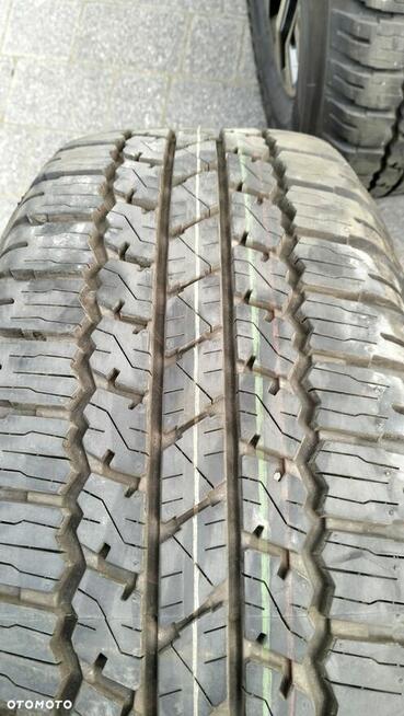 Bridgestone Dueler A/T 265/65 R17 112S, felga Toyota (OEM)