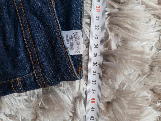 Spodnie jeansy unisex rozmiar 10 UK medium
