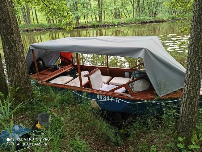 Sprzedam motorówkę drewnianą