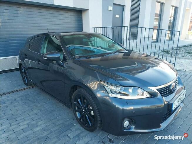 Lexus CT200h Prestige 1.8 Hybrid z LPG i Mark Levinson