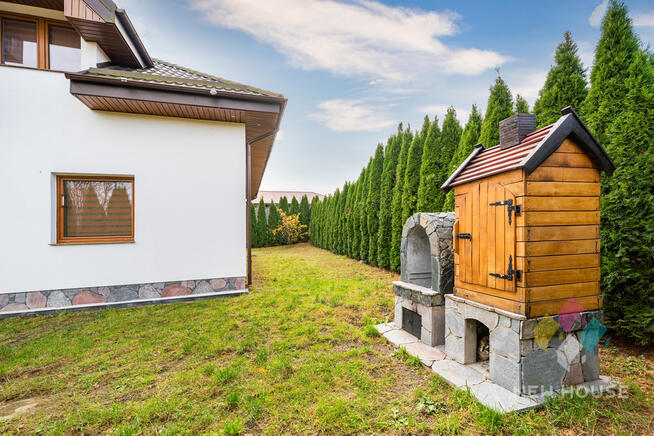 Dom na sprzedaż w centrum wsi Patryki