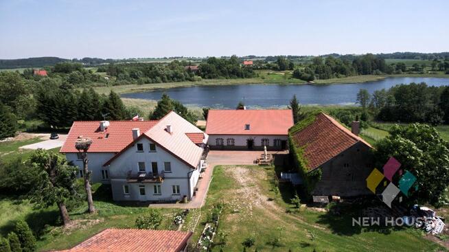 Działka zabudowana z linią brzegową jez.Juksty